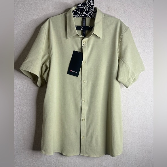 Lululemon Airing Easy short Sleeve Shirt Heathered Dew Green Extra Large LM3DK5S - Picture 1 of 7